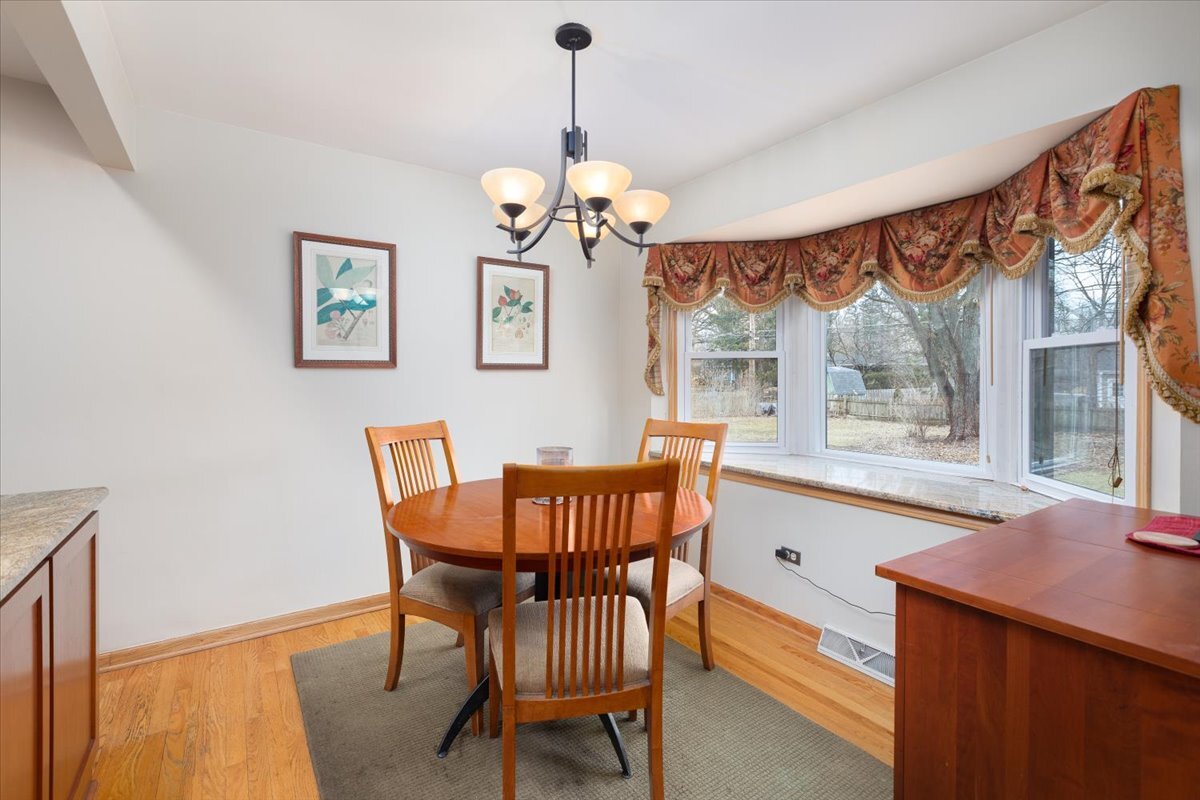 8S295 College Road Naperville, IL 60540 - Photo 15 of 40