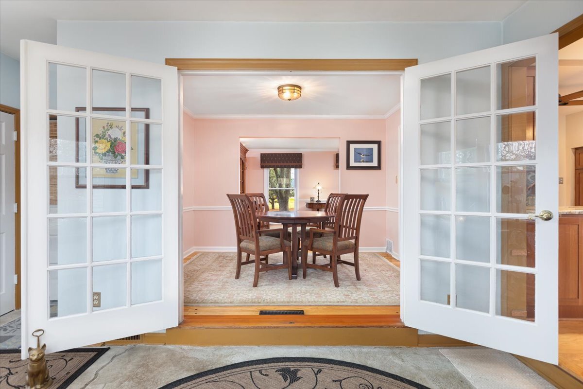 8S295 College Road Naperville, IL 60540 - Photo 20 of 40