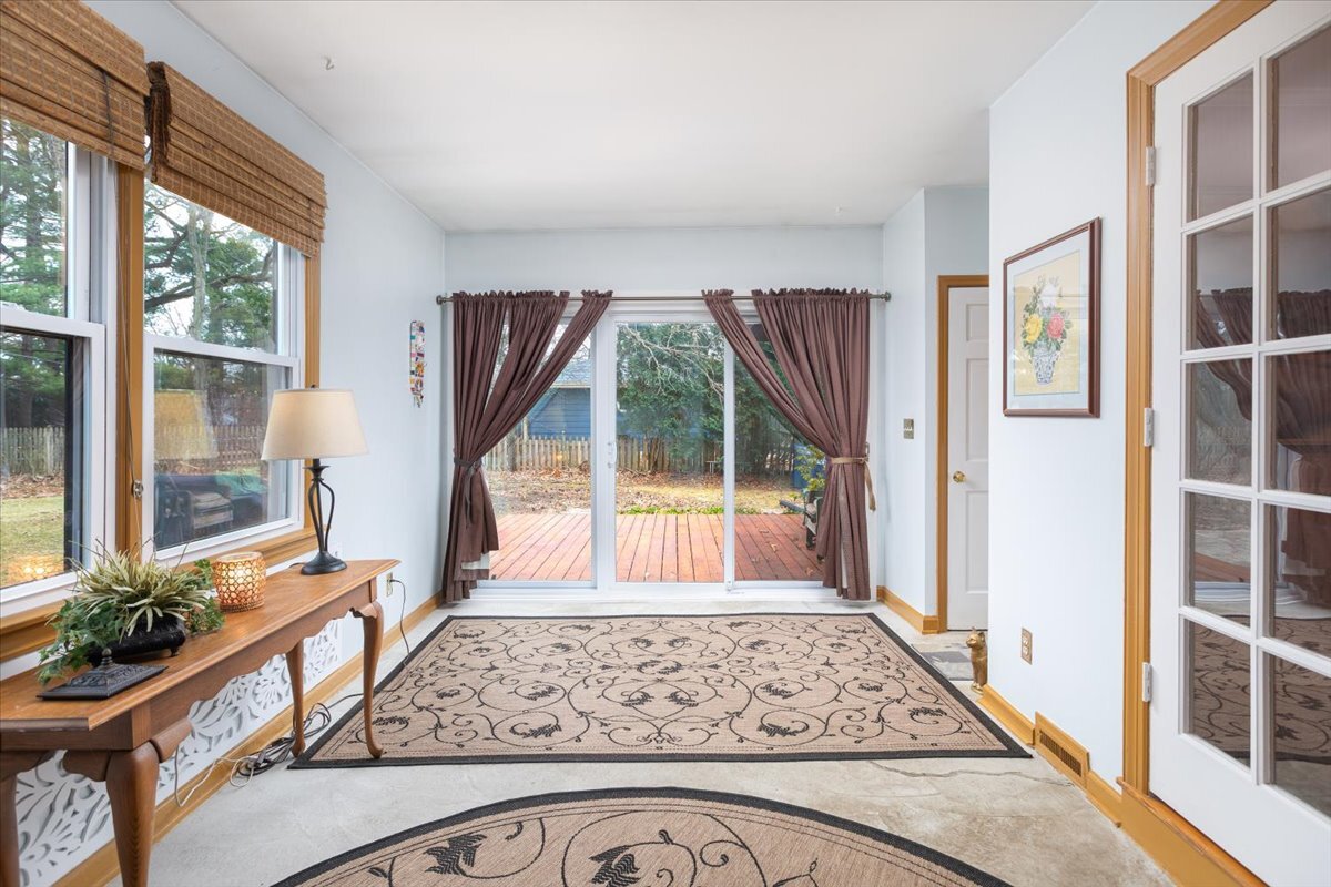 8S295 College Road Naperville, IL 60540 - Photo 23 of 40