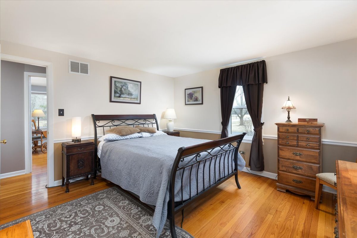 8S295 College Road Naperville, IL 60540 - Photo 27 of 40