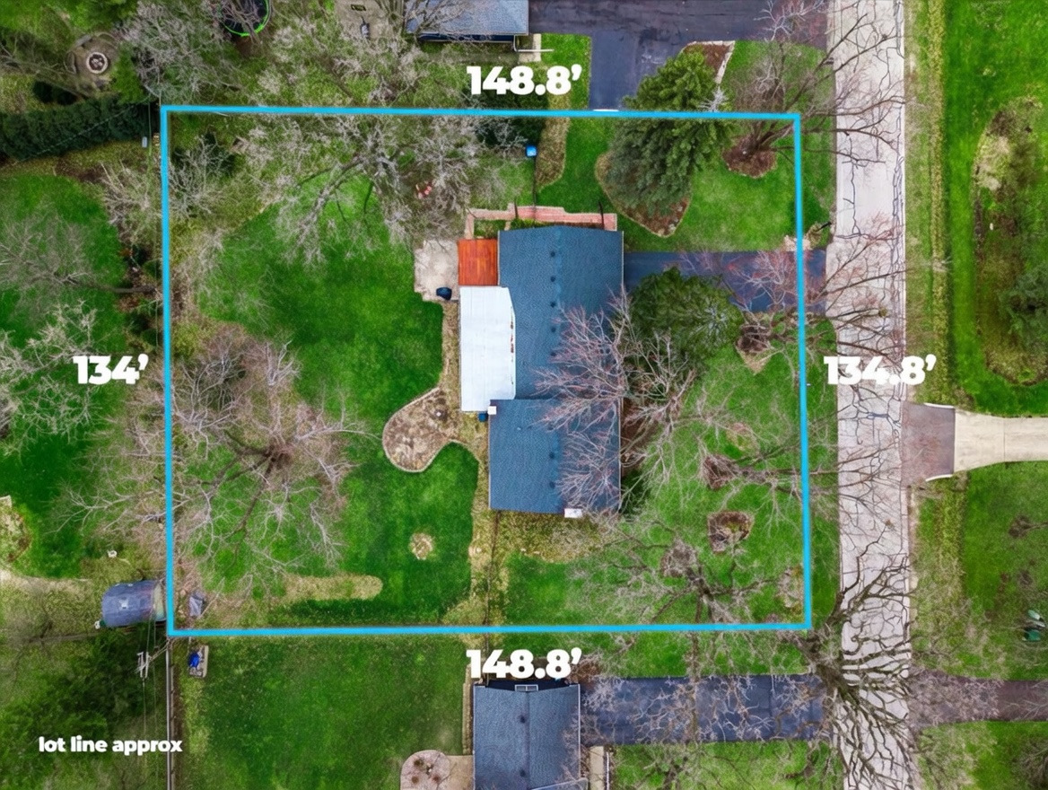 8S295 College Road Naperville, IL 60540 - Photo 3 of 40