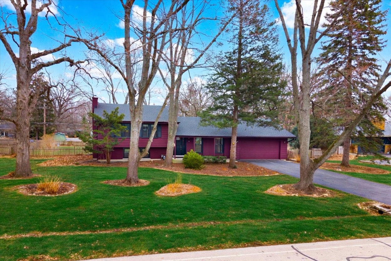 8S295 College Road Naperville, IL 60540 - Photo 5 of 40