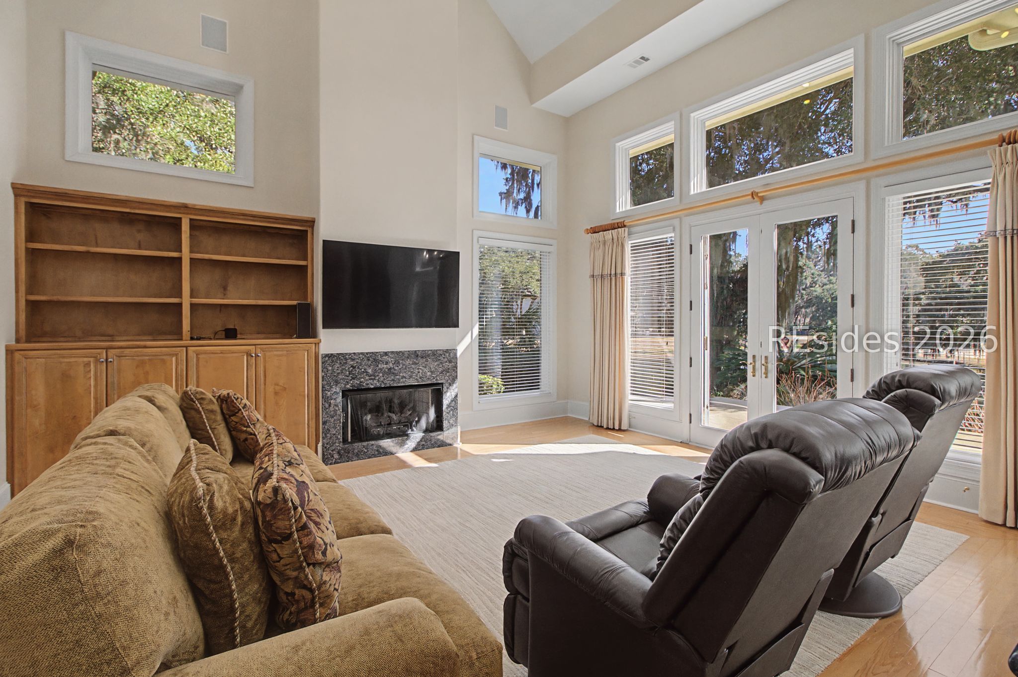 88 Inverness Drive Bluffton, SC 29910 - Photo 20 of 47 Family rm windows offer views & natural light.