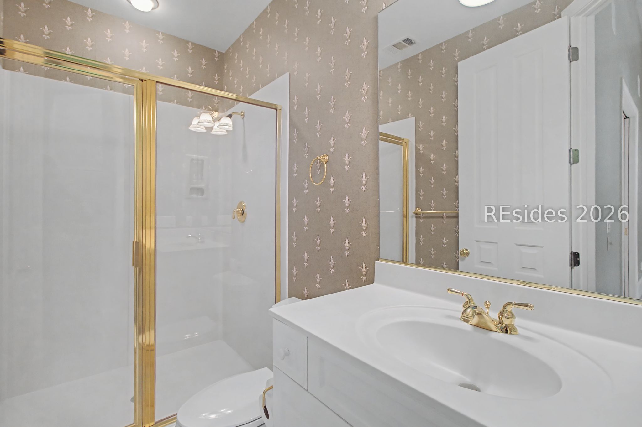 88 Inverness Drive Bluffton, SC 29910 - Photo 30 of 47 En suite bath in 2nd bdrm