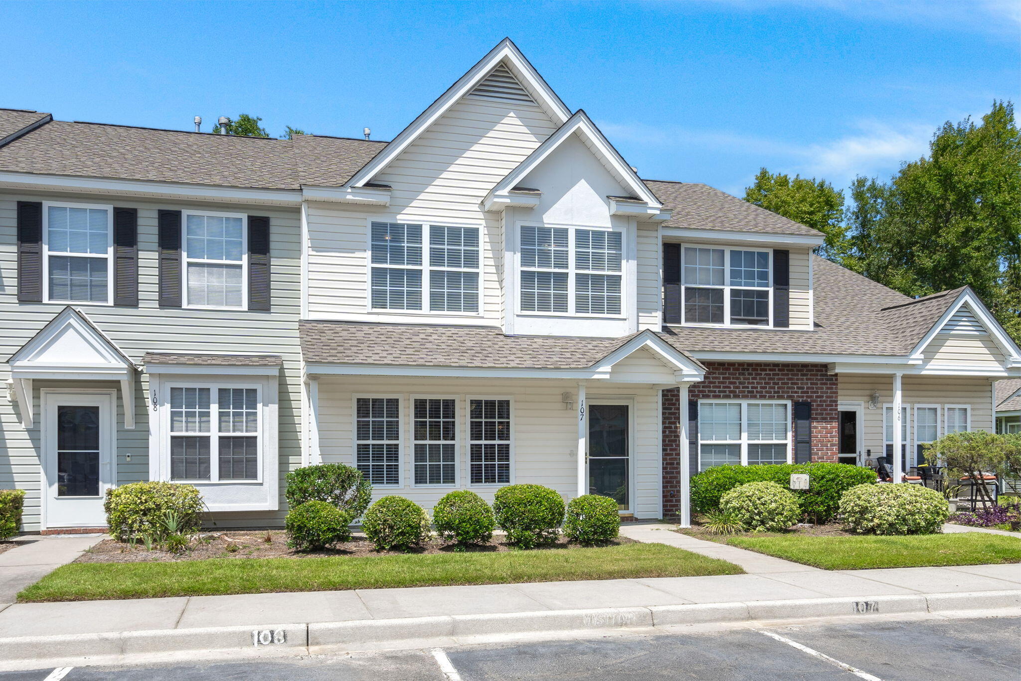 107 Darcy Avenue Goose Creek, SC 29445 - Photo 2 of 28 2