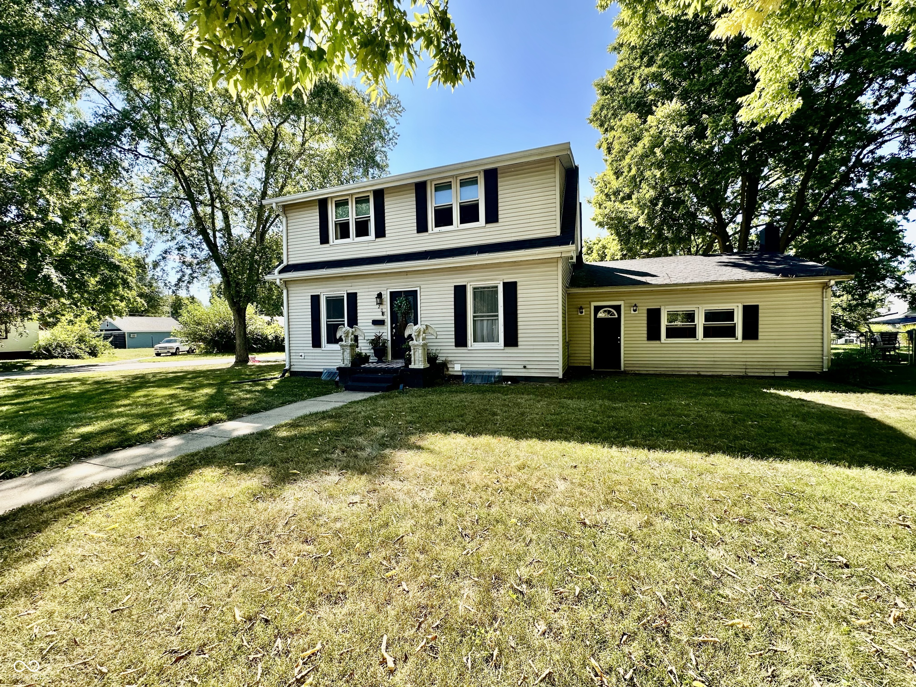 1201 4th Street Covington, IN 47932 - Photo 4 of 26