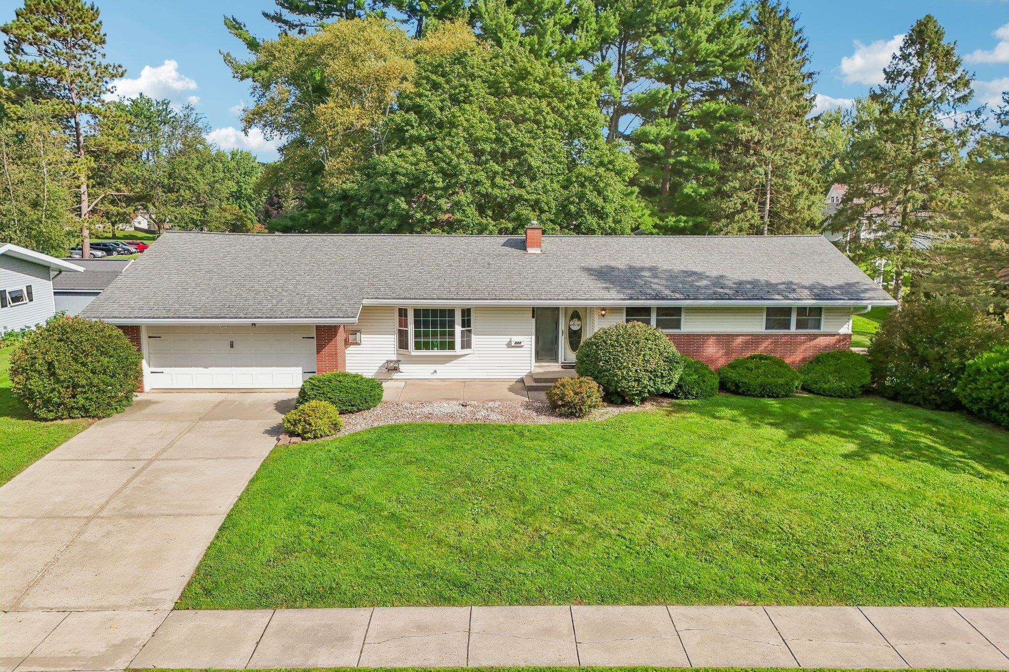 522 Franklin Street Reedsburg, WI 53959 - Photo 1 of 76 Gallery Image 1