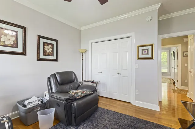 a view of a livingroom with furniture