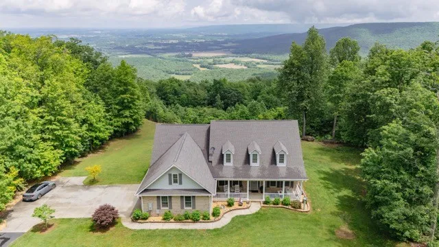 $764,900 | 78 Fawn Drive, Belvidere, TN 37306