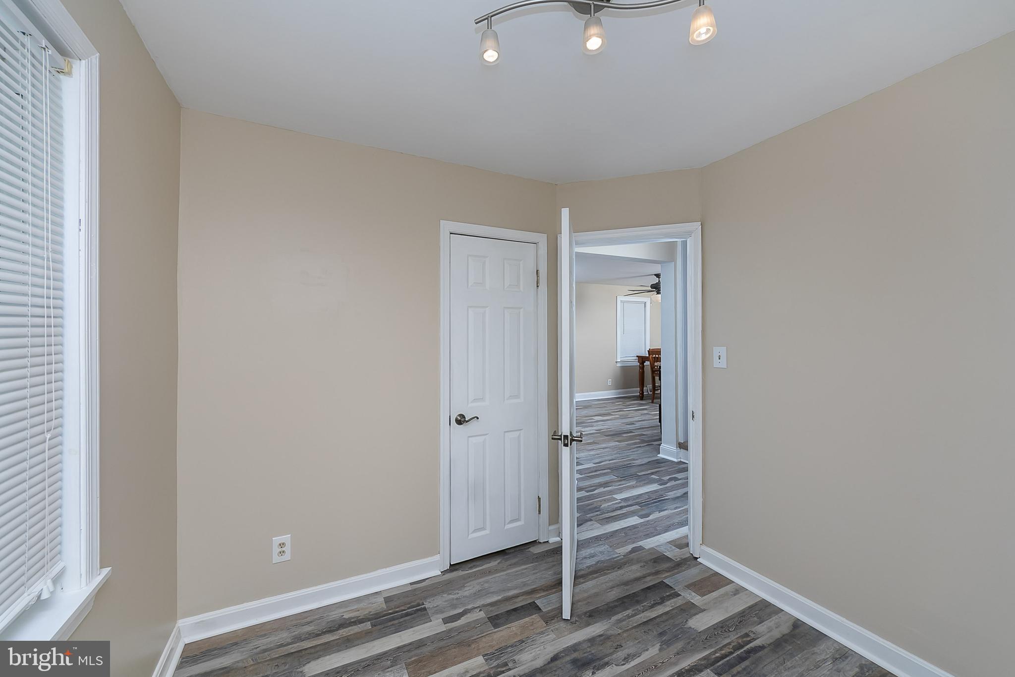 43 Ridgemoor Road Baltimore, MD 21221 - Photo 22 of 32