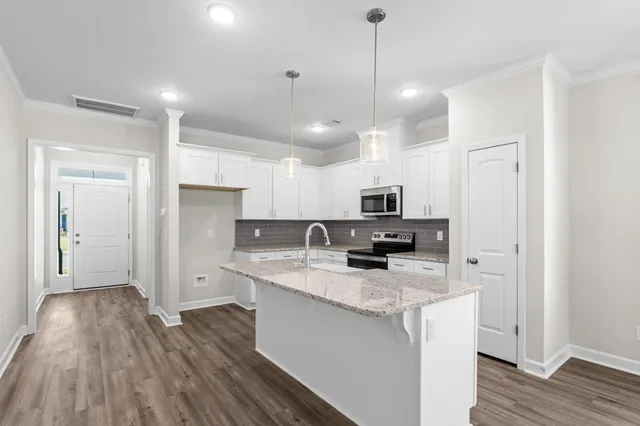 $2,295 | 8132 Snelling Drive, Aiken, SC 29803