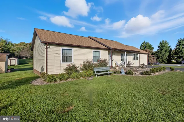 $319,000 | 279 Patrick Henry Way, Charles Town, WV 25414