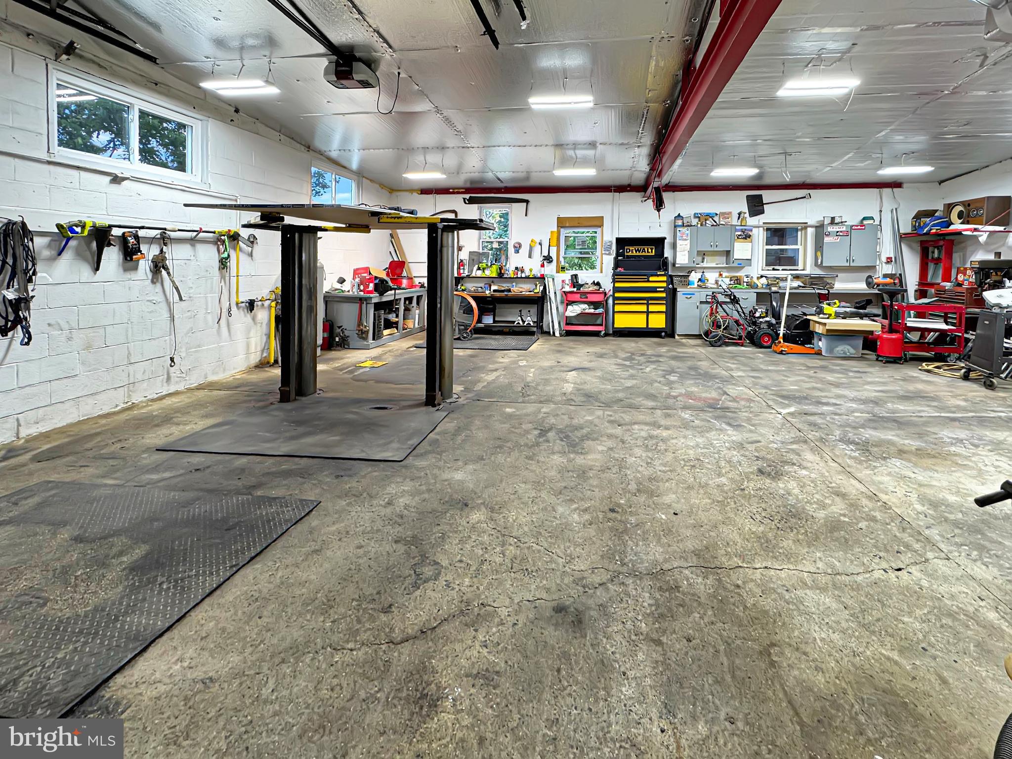 1027 Riverside Drive Pottstown, PA 19465 - Photo 20 of 24 a car parked in a garage