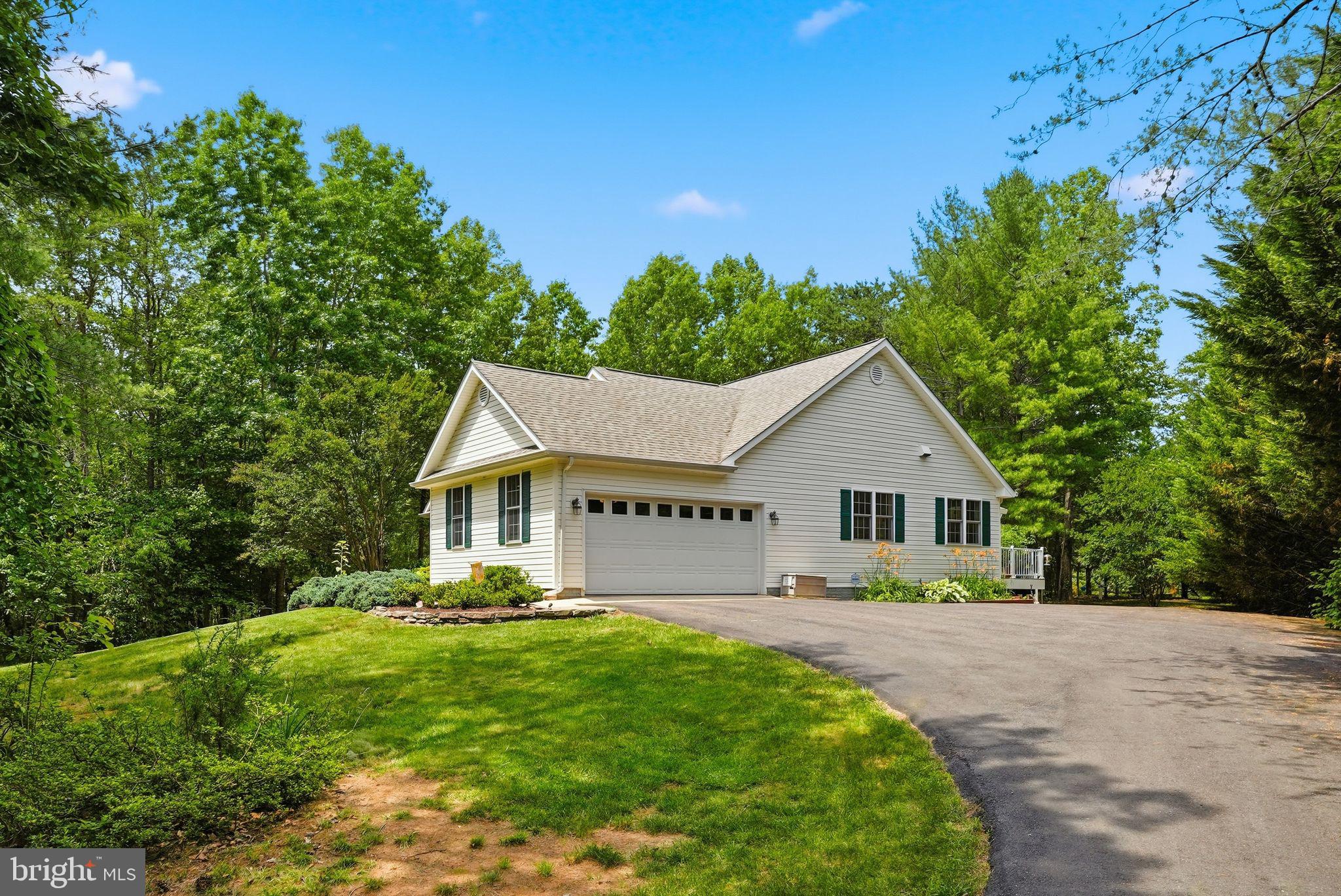 9133 Anchor Road Culpeper, VA 22701 - Photo 5 of 63