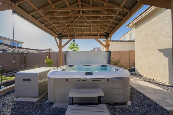 $3,095 | 12125 West Luxton Lane, Avondale, AZ 85323