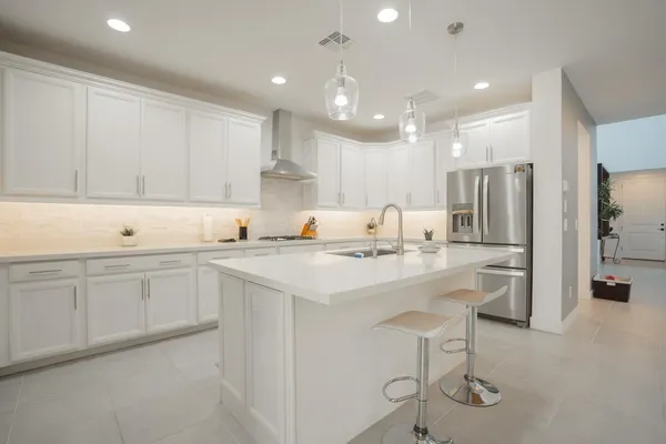 $3,295 | 12125 West Luxton Lane, Avondale, AZ 85323