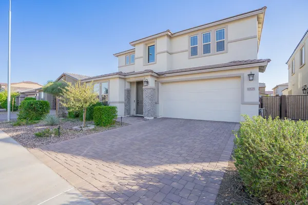 $3,095 | 12125 West Luxton Lane, Avondale, AZ 85323