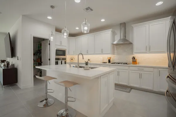 $3,095 | 12125 West Luxton Lane, Avondale, AZ 85323