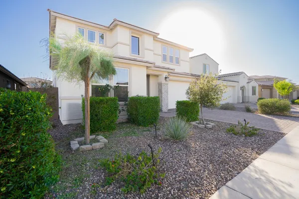 $3,295 | 12125 West Luxton Lane, Avondale, AZ 85323