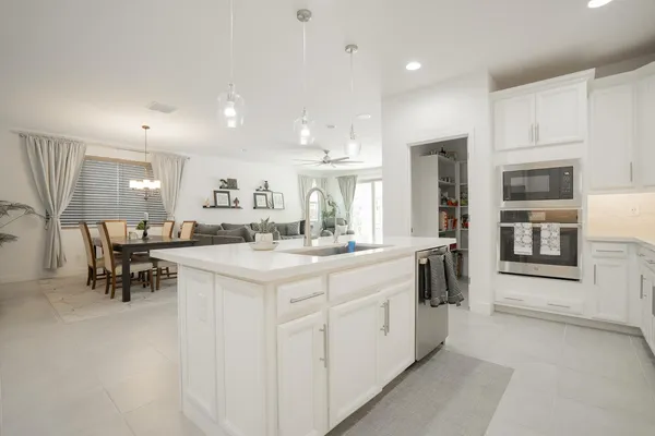 $3,095 | 12125 West Luxton Lane, Avondale, AZ 85323