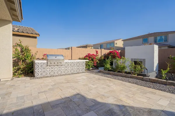 $3,095 | 12125 West Luxton Lane, Avondale, AZ 85323