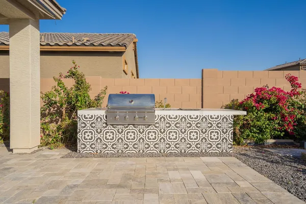 $3,095 | 12125 West Luxton Lane, Avondale, AZ 85323