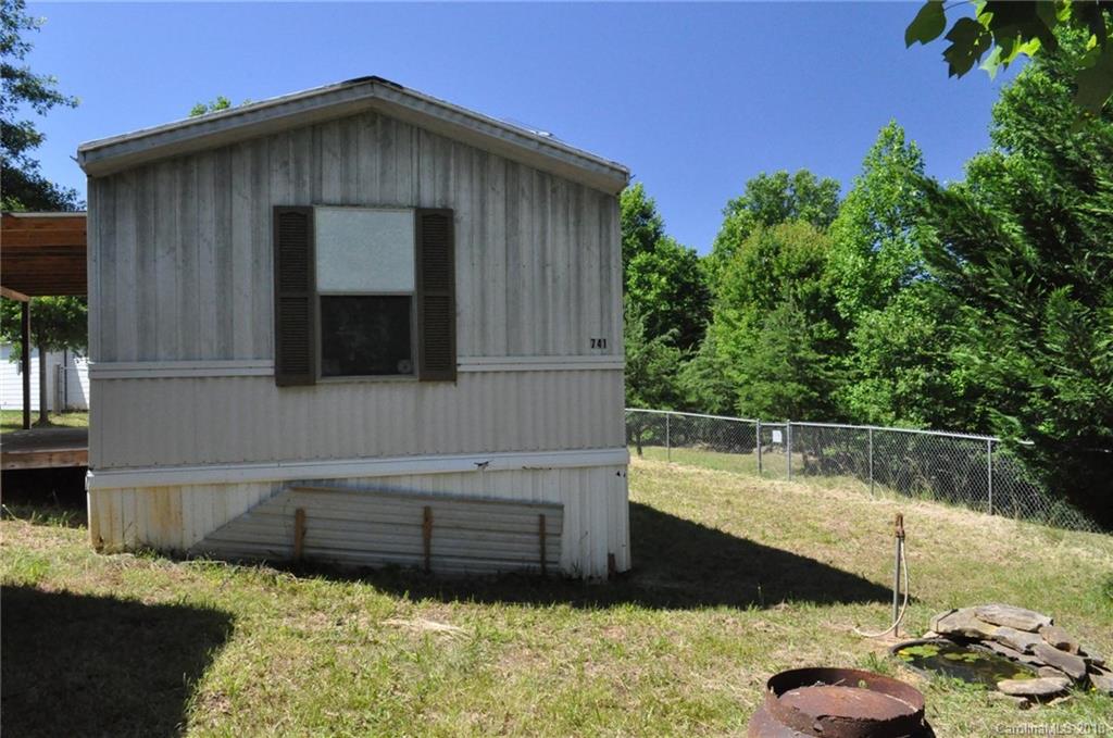 741 Landrum Mill Road Landrum, SC 29356 - Photo 4 of 24