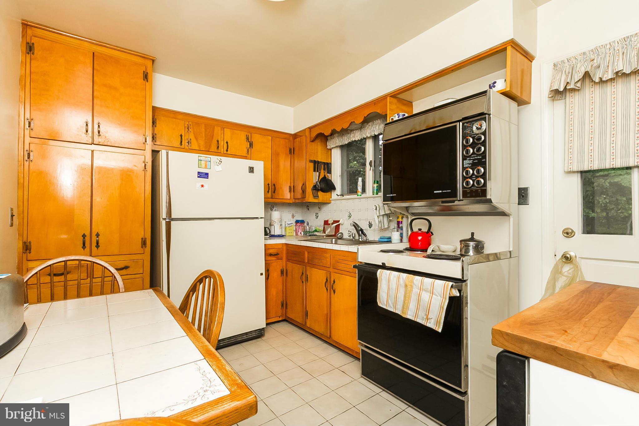 9125 Field Road Owings Mills, MD 21117 - Photo 14 of 27 Kitchen