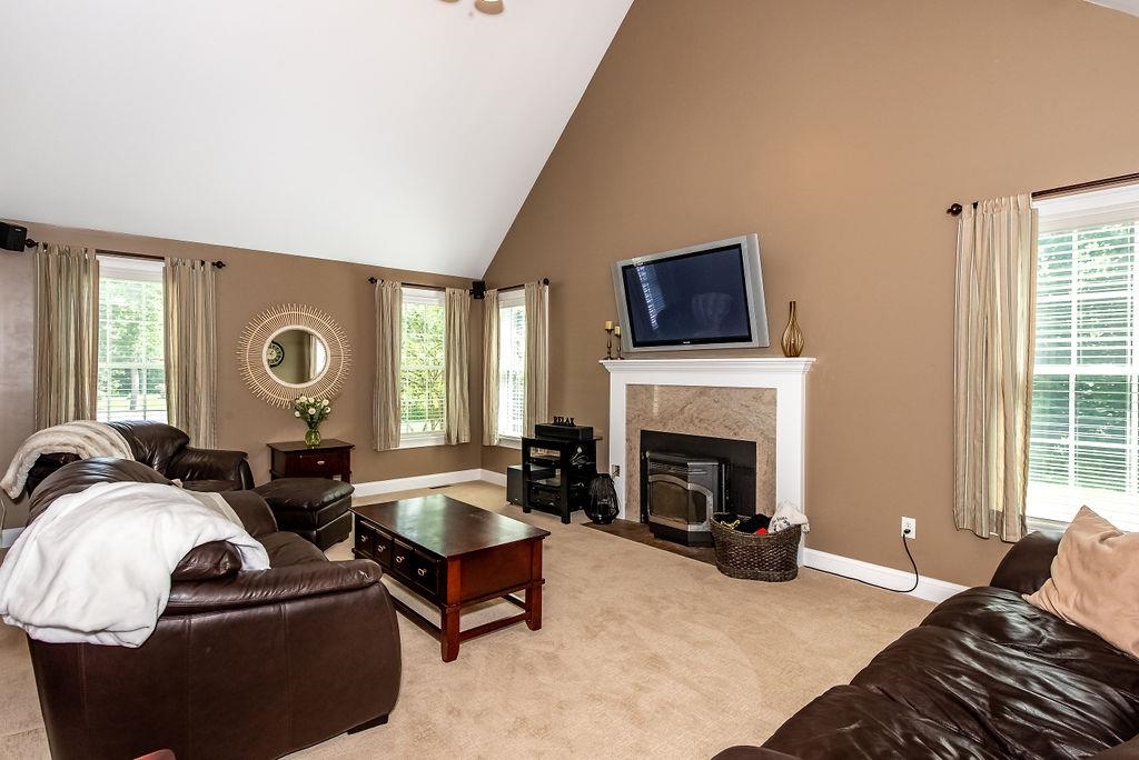 8 Linwood Lane Stratham, NH 03885 - Photo 20 of 40