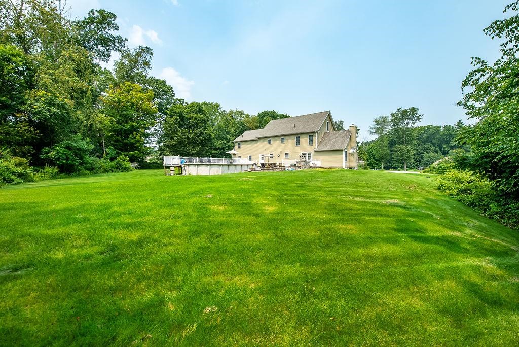 8 Linwood Lane Stratham, NH 03885 - Photo 4 of 40
