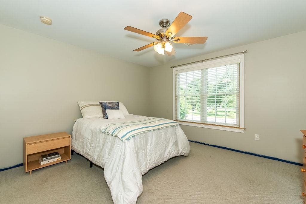 8 Linwood Lane Stratham, NH 03885 - Photo 33 of 40