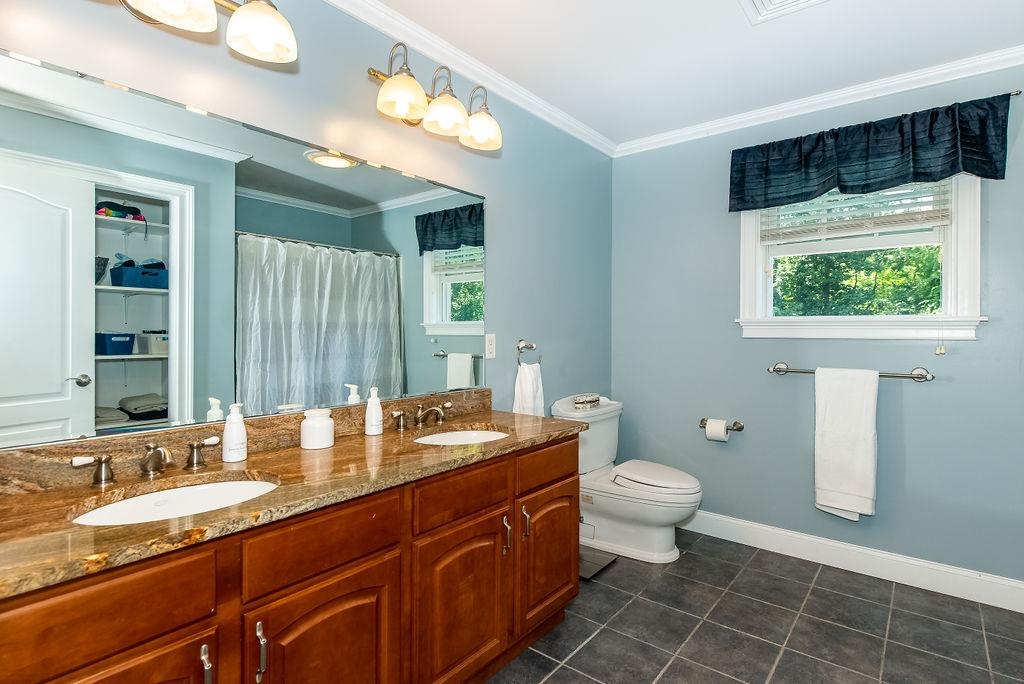 8 Linwood Lane Stratham, NH 03885 - Photo 35 of 40