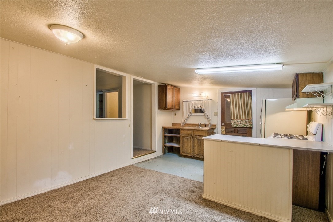 24482 Hathaway Road Sedro-Woolley, WA 98284 - Photo 4 of 25 Gallery Image 4