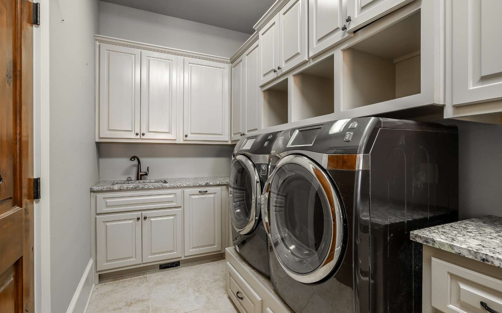 474 Stewart Camp Point Blue Ridge, GA 30513 - Photo 68 of 75 a utility room with sink dryer and washer