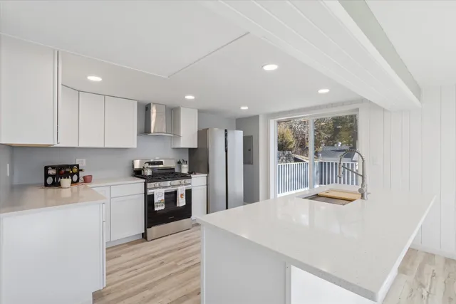 $350,000 | 4936 North River Road, Janesville, WI 53545