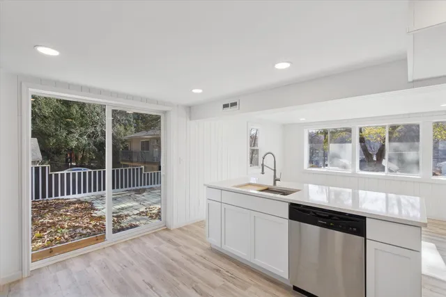 $350,000 | 4936 North River Road, Janesville, WI 53545