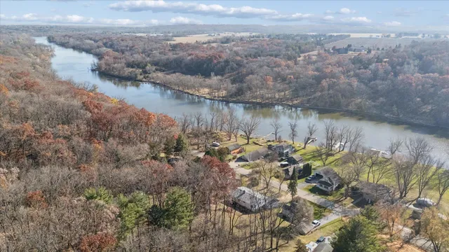 $350,000 | 4936 North River Road, Janesville, WI 53545