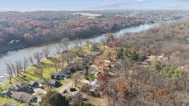 $350,000 | 4936 North River Road, Janesville, WI 53545