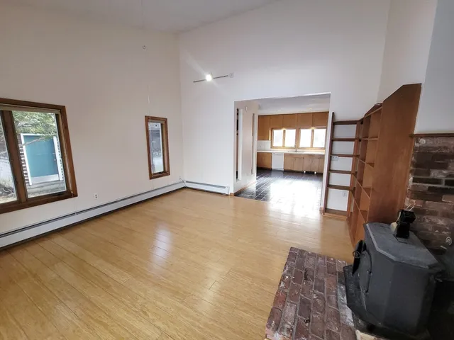 $3,200 | 46 Long Hill Road, Unit RIGHT, Groton, MA 01450