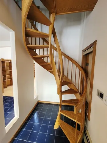 $3,200 | 46 Long Hill Road, Unit RIGHT, Groton, MA 01450