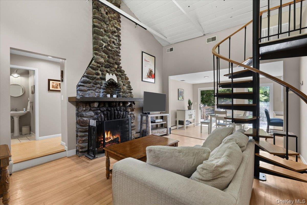 235 Boone Road Yorktown Heights, NY 10598 - Photo 12 of 35