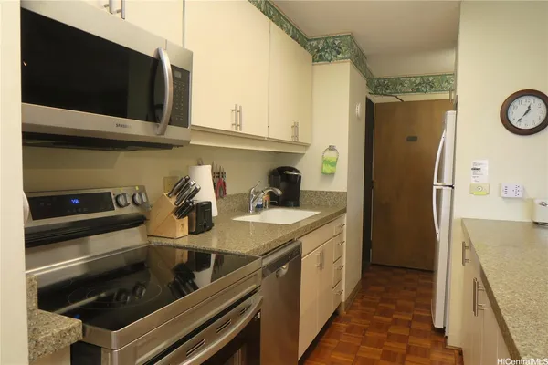 $3,400 | 1778 Ala Moana Boulevard, Unit 3503, Honolulu, HI 96815