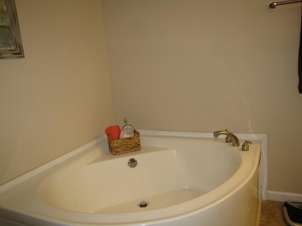 1150 Baker Farm Road Burlington, NC 27217 - Photo 17 of 24 Gallery Image 17