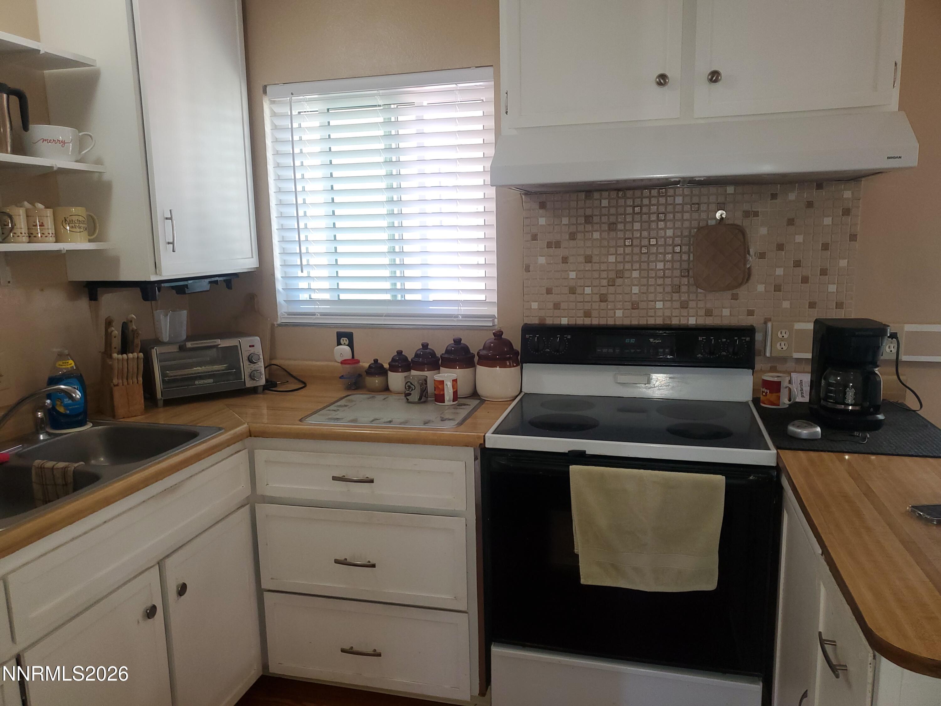 104 West 3rd Street Hawthorne, NV 89415 - Photo 8 of 17 104 3rd kitchen 1