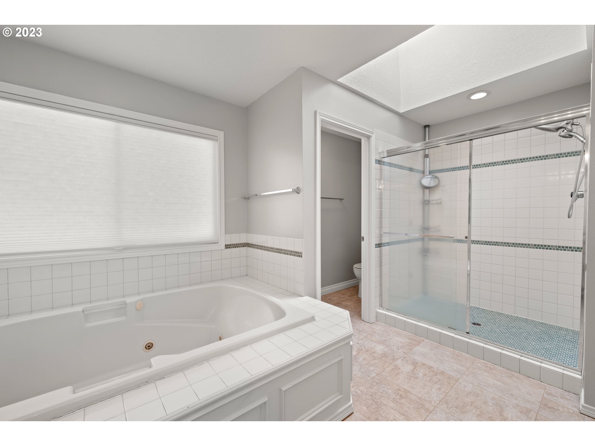 13104 Rogers Road Lake Oswego, OR 97035 - Photo 28 of 47 Gallery Image 28