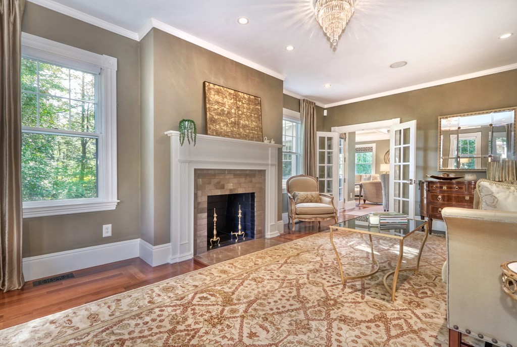 15 Livermore Road Wellesley, MA 02481 - Photo 6 of 42 Gallery Image 6