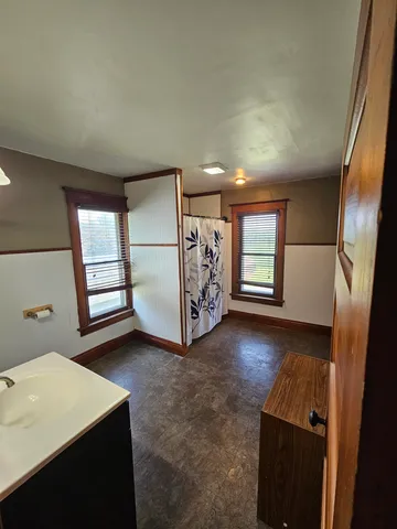 $129,500 | 214 West Webster Street, Apple River, IL 61001