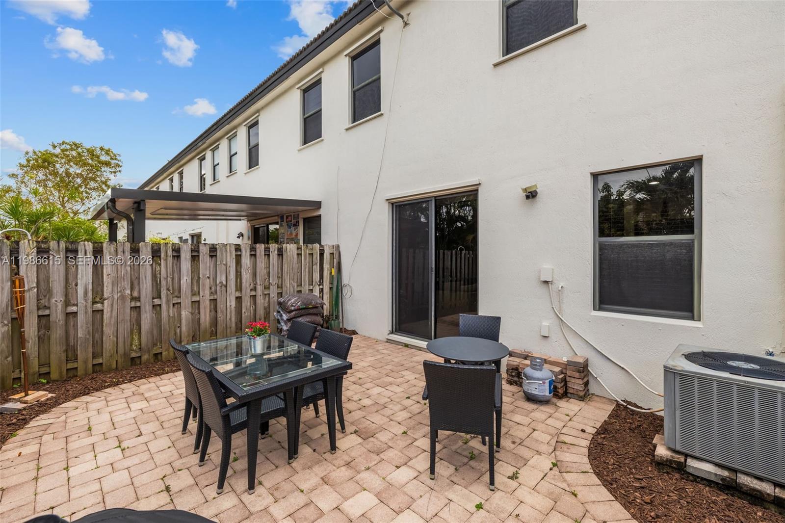 4233 Southwest 164th Court Miami, FL 33185 - Photo 15 of 33