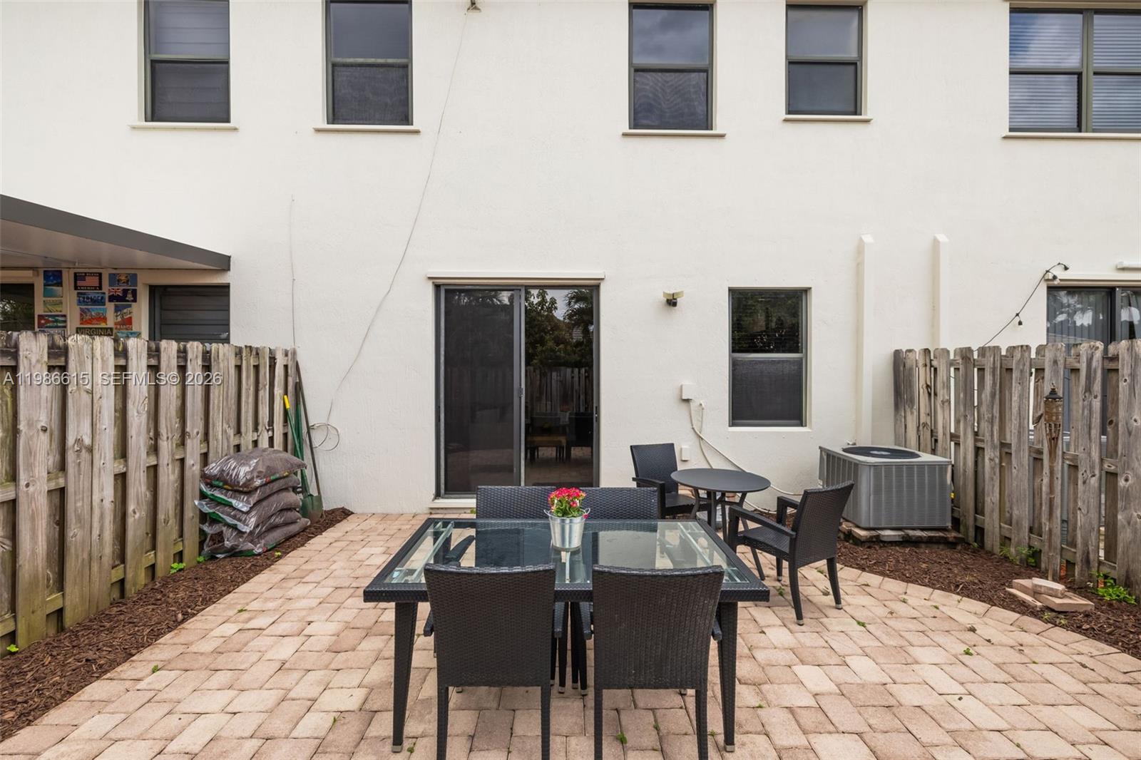 4233 Southwest 164th Court Miami, FL 33185 - Photo 17 of 33