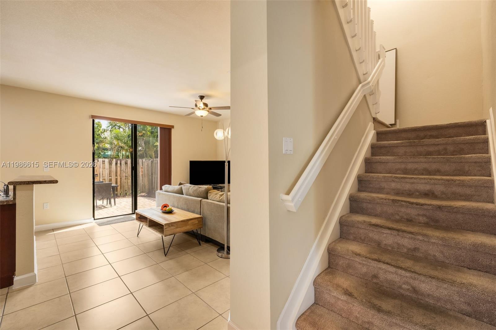 4233 Southwest 164th Court Miami, FL 33185 - Photo 5 of 33